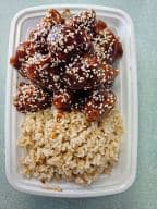 Best Sesame Chicken Combo Platter in Jamaica, NY